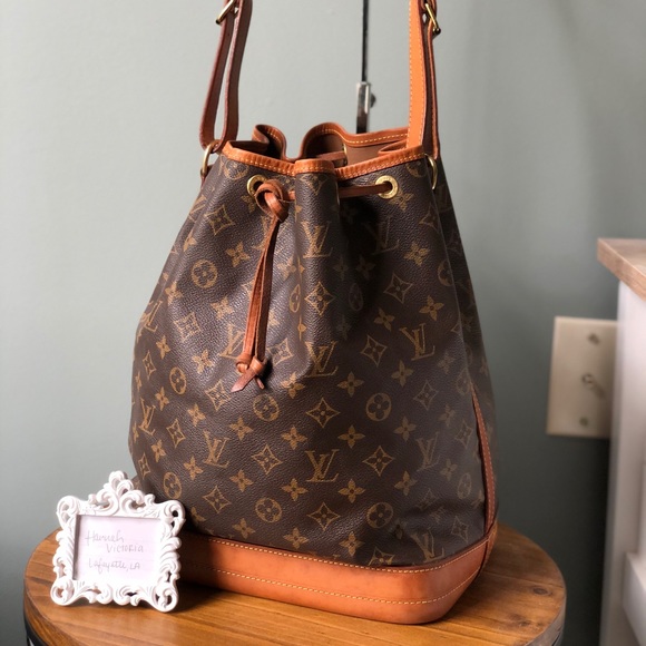 Louis Vuitton Handbags - Louis Vuitton Noé GM Bucket Bag